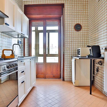 Salerno Irno Bright Apartment Exterior foto